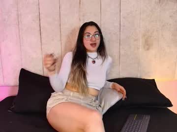 See Miila_18 online Now @ nsfw.pw
