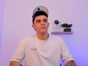 See Mikecooper_ online Now @ nsfw.pw