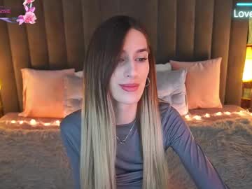 See Miss_martini online Now @ nsfw.pw