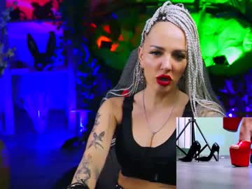 See Monicamaxwel online Now @ nsfw.pw