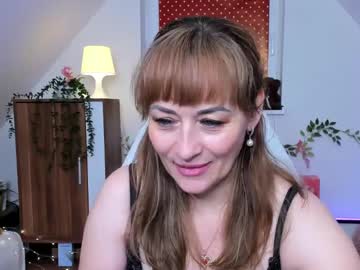 See Naughtymilane online Now @ nsfw.pw