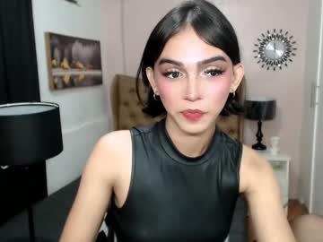 See Pearlmoore online Now @ nsfw.pw