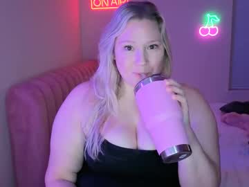 See Piggyrose online Now @ nsfw.pw