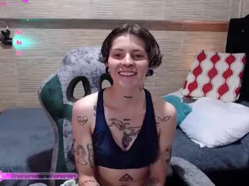 See Pretty_cristal22 online Now @ nsfw.pw