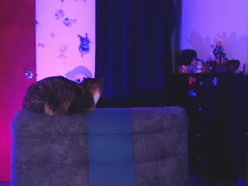 See Raventh_ online Now @ nsfw.pw