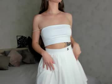 See Renesmy_black online Now @ nsfw.pw