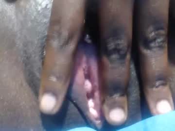 See Roseberry456 online Now @ nsfw.pw