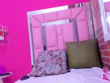 See Roxy_sexy69 online Now @ nsfw.pw