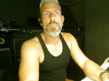 See Ruffi77 online Now @ nsfw.pw