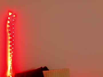 See Sia_a online Now @ nsfw.pw