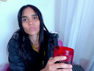 See Sophiaa_paris online Now @ nsfw.pw