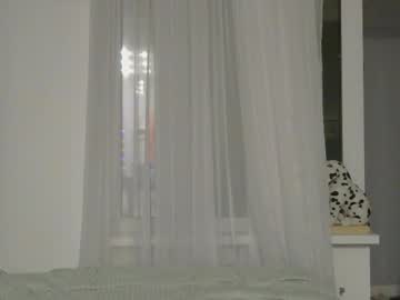 See Sun_sparkle online Now @ nsfw.pw