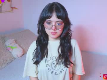 See Suzumi_ online Now @ nsfw.pw