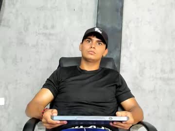 See Tyler_joss online Now @ nsfw.pw