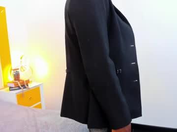 See Tyra_fox online Now @ nsfw.pw