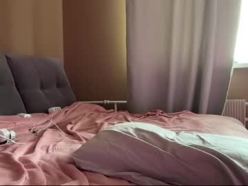 See Urdevilbaby online Now @ nsfw.pw