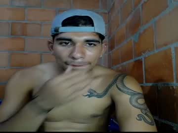 See Valentino_santos online Now @ nsfw.pw