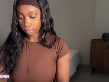 See Violet6xft online Now @ nsfw.pw