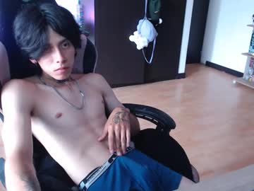 See Xice_boy online Now @ nsfw.pw