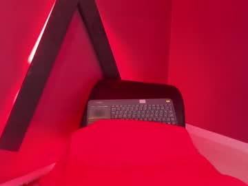 See Zoe_roux210949 online Now @ nsfw.pw